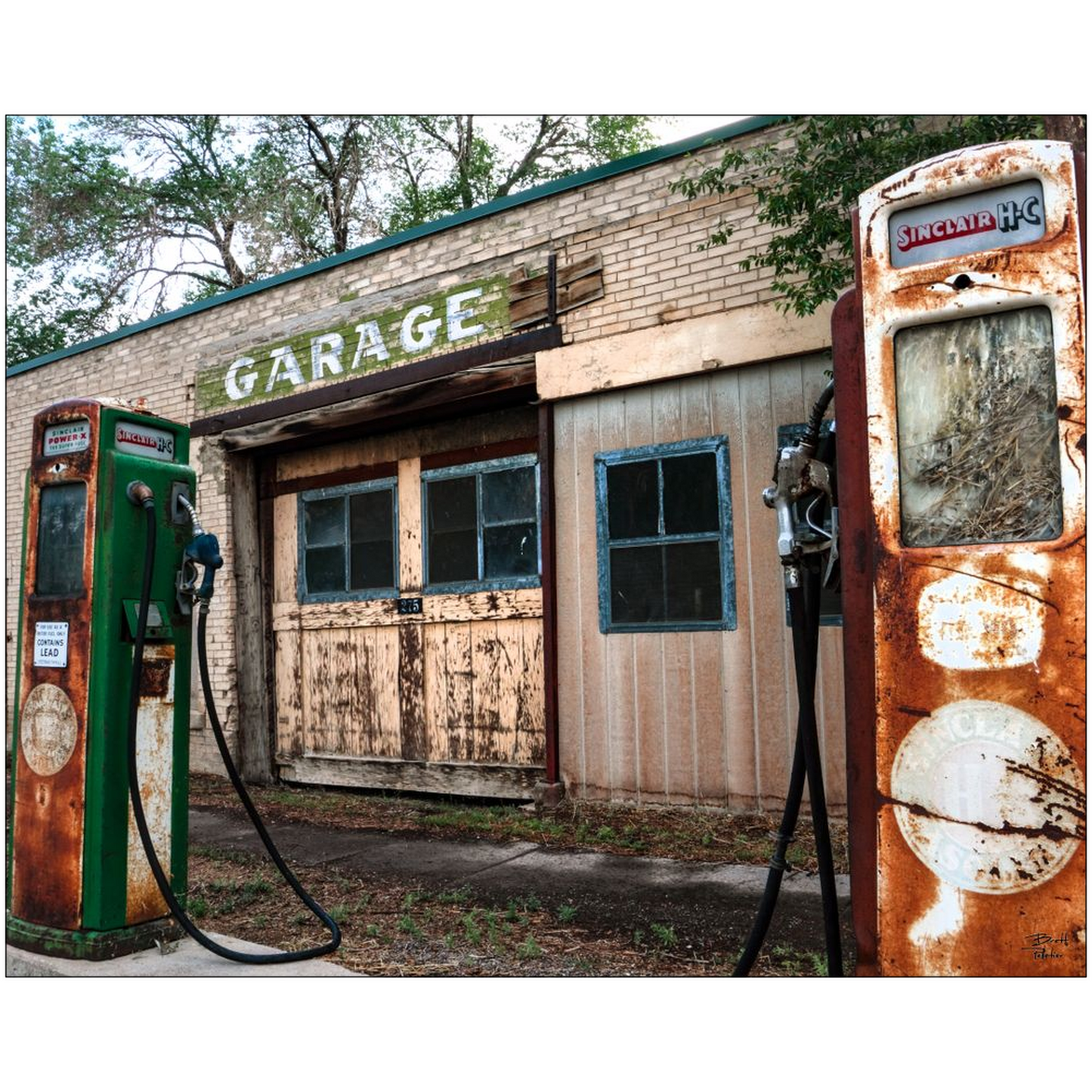 Old Service Station - Highway 89, Utah - bp0060 - Photograph Print Poster Picture Photography Art Artist Landscape Images